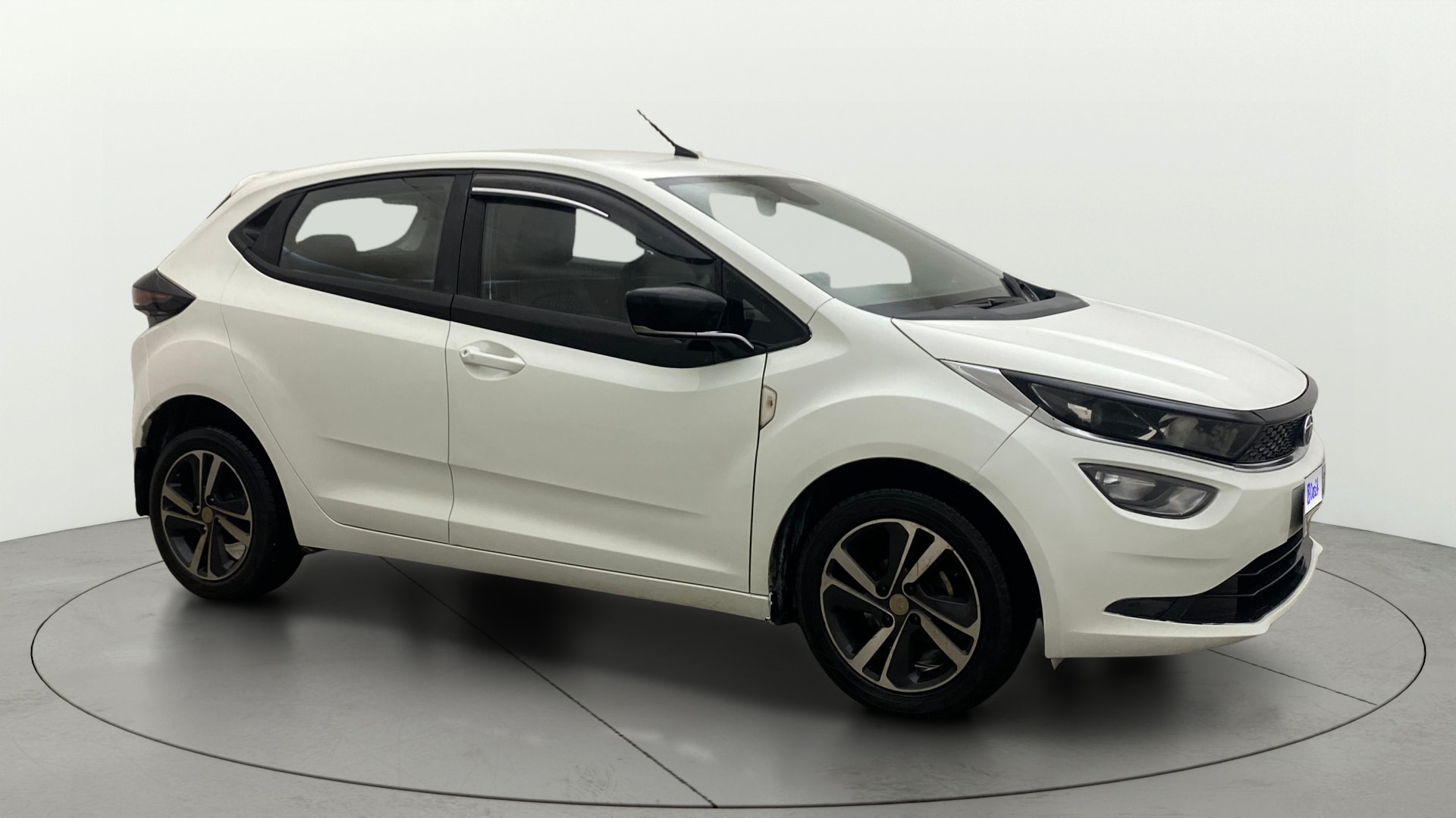 View 2021 Tata Altroz XZ Petrol Image 14 Used 2021 Tata Altroz XZ Petrol Image 14
