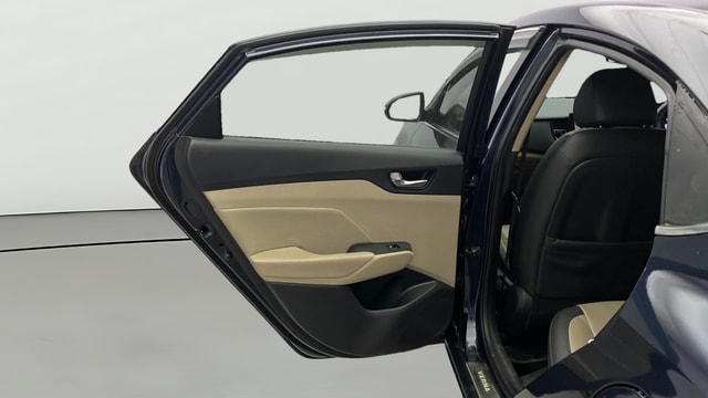 View Hyundai Verna Image 15 Used Hyundai Verna Image 15