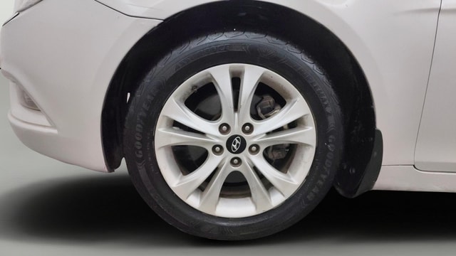 View Hyundai Sonata Image 29 Used Hyundai Sonata Image 29