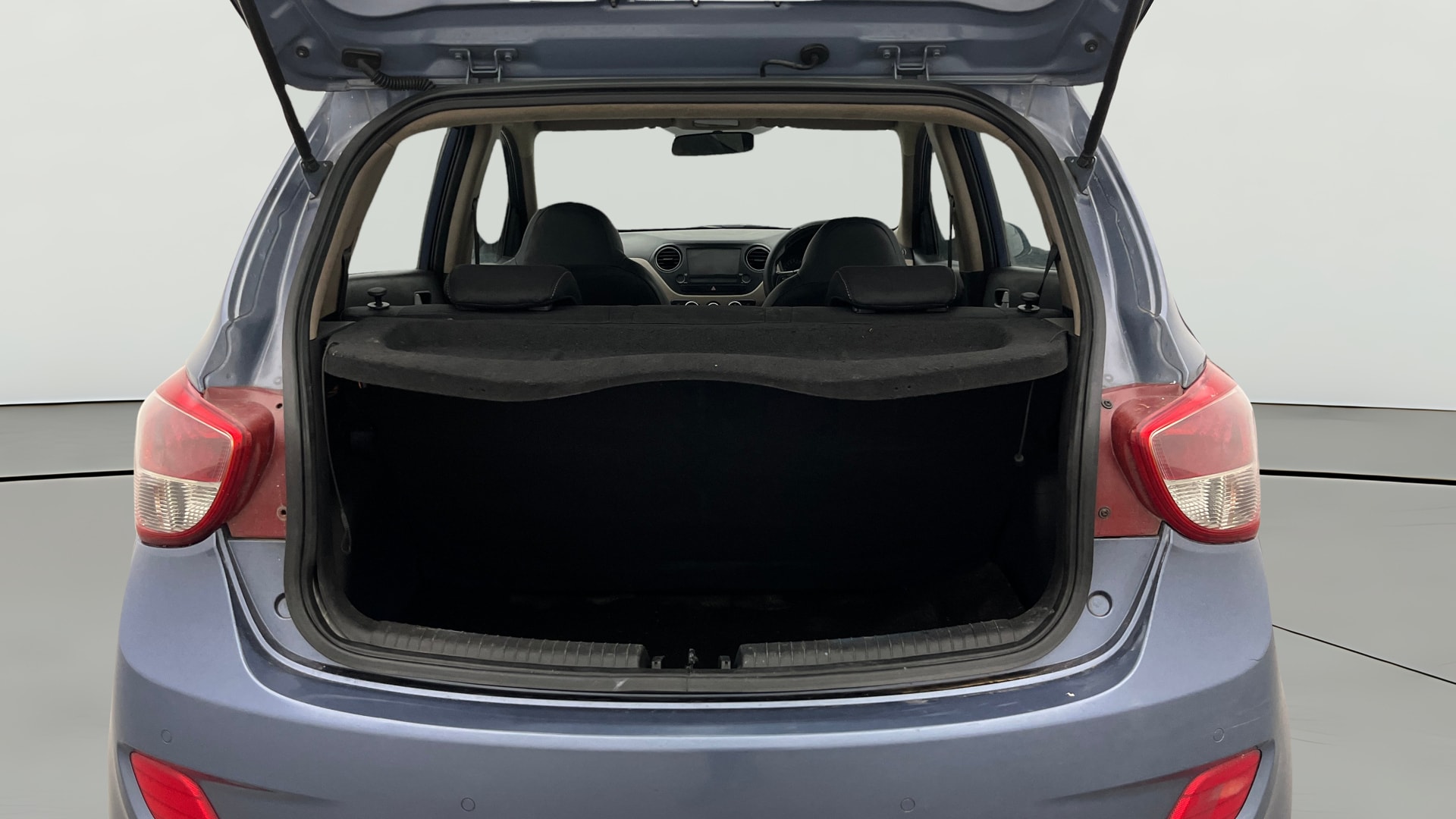 View 2014 Hyundai Grand i10 Asta AT 1.2 Kappa VTVT Image 37 Used 2014 Hyundai Grand i10 Asta AT 1.2 Kappa VTVT Image 37
