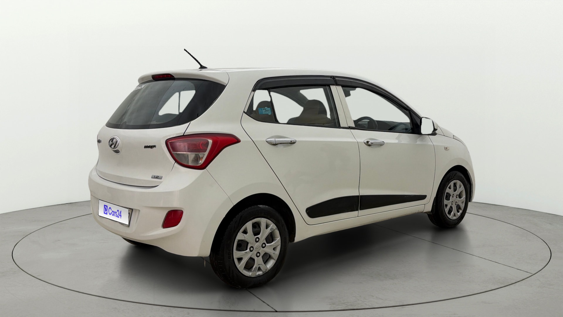 View 2015 Hyundai Grand i10 Magna 1.2 Kappa VTVT Image 42 Used 2015 Hyundai Grand i10 Magna 1.2 Kappa VTVT Image 42