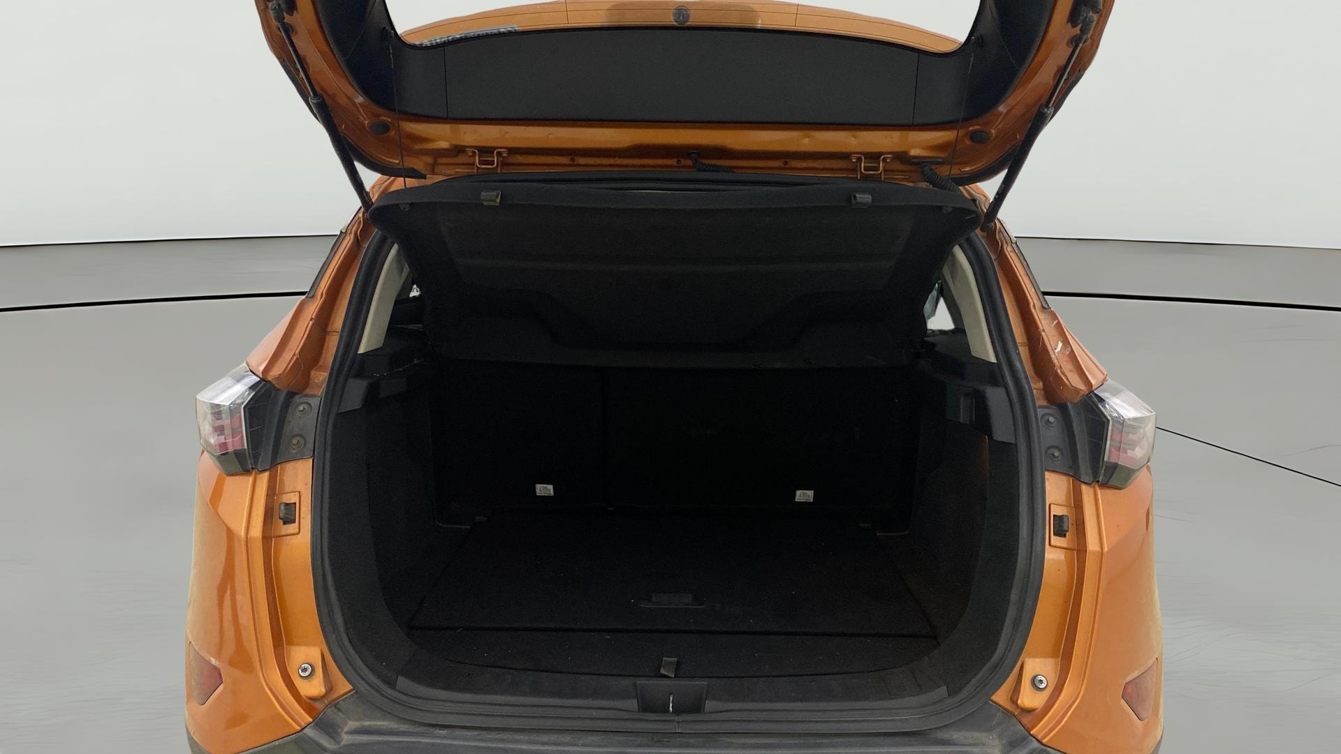 View 2019 Tata Harrier XE Image 38 Used 2019 Tata Harrier XE Image 38