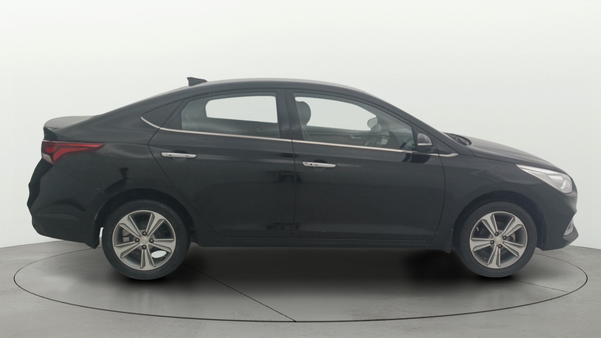 Used 2019 Hyundai Verna Used 2019 Hyundai Verna