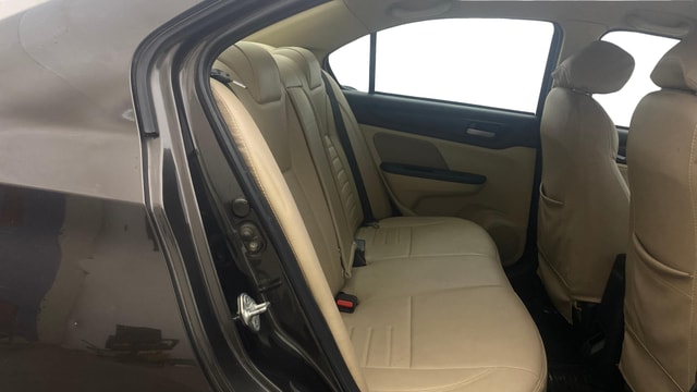 View Honda Amaze Image 30 Used Honda Amaze Image 30