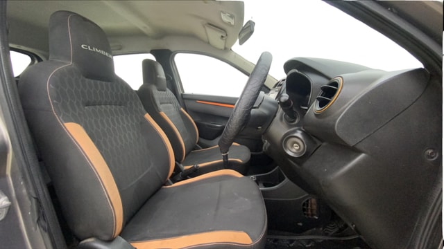 View Renault Kwid Image 17 Used Renault Kwid Image 17