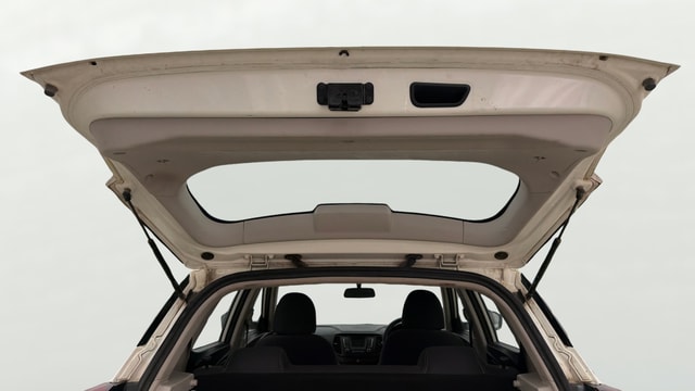 View Mahindra XUV300 Image 16 Used Mahindra XUV300 Image 16