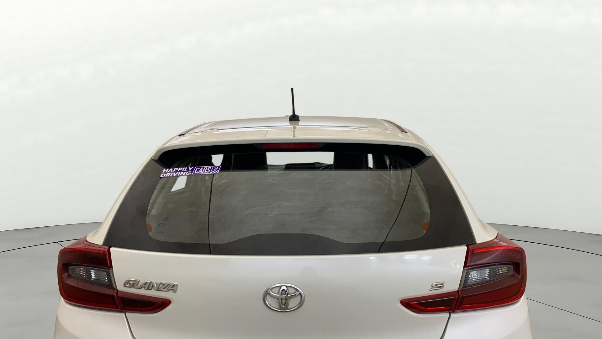 View 2023 Toyota Glanza S MT Image 3 Used 2023 Toyota Glanza S MT Image 3