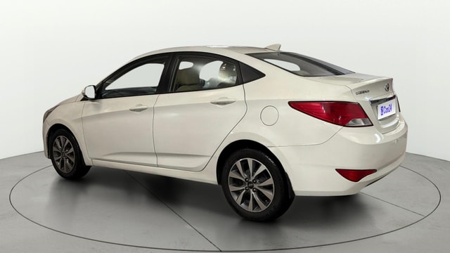 View Hyundai Verna Image 2 Used Hyundai Verna Image 2
