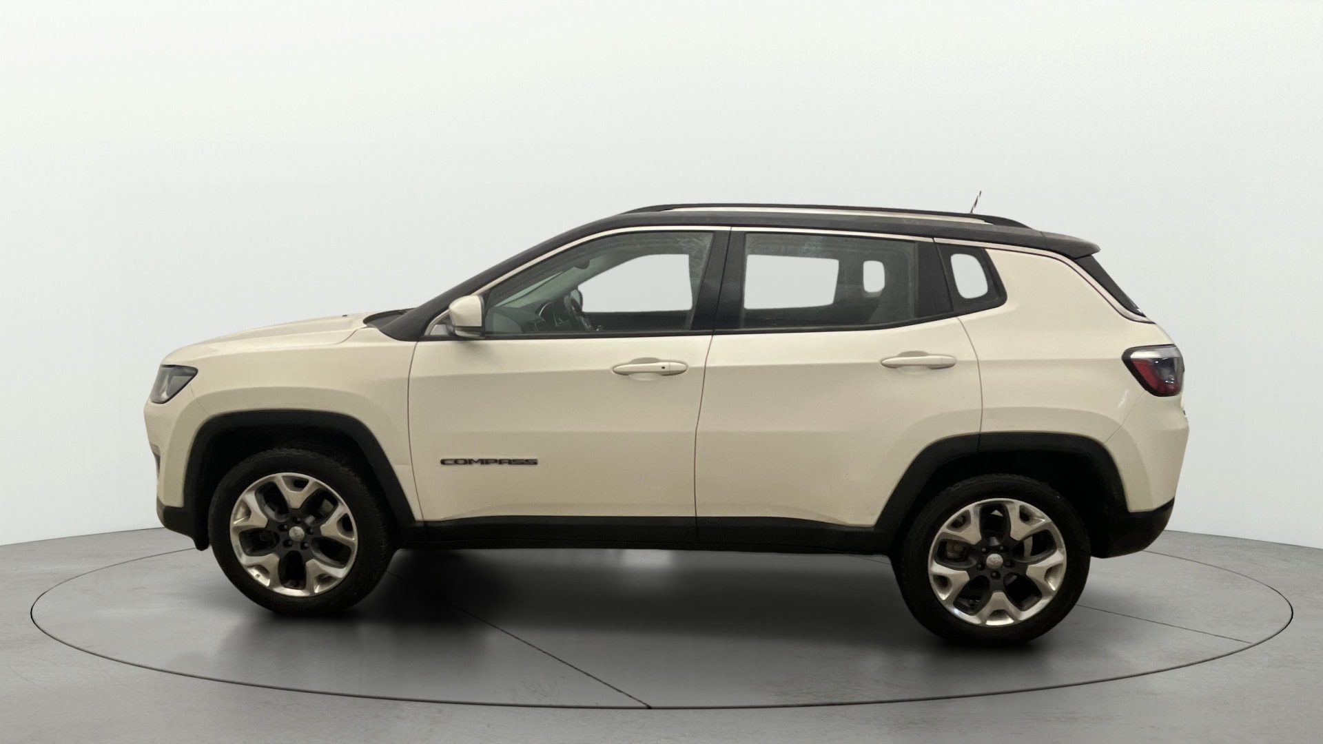 View 2019 Jeep Compass Limited Plus AT Image 26 Used 2019 Jeep Compass Limited Plus AT Image 26