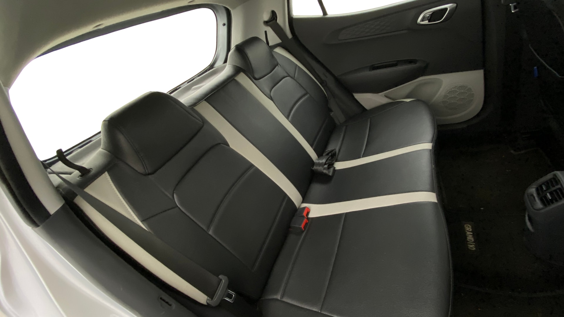 View 2022 Hyundai Grand i10 Nios Sportz Petrol Image 29 Used 2022 Hyundai Grand i10 Nios Sportz Petrol Image 29