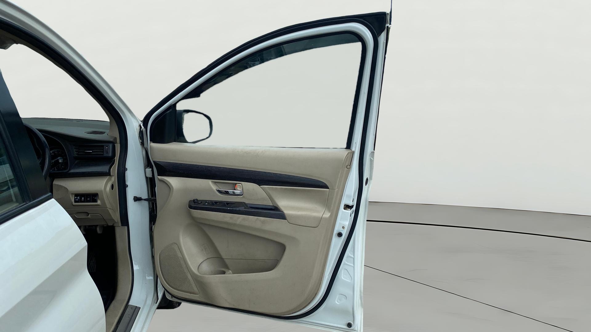 View 2023 Maruti Suzuki 1000 Base Variant Image 44 Used 2023 Maruti Suzuki 1000 Base Variant Image 44