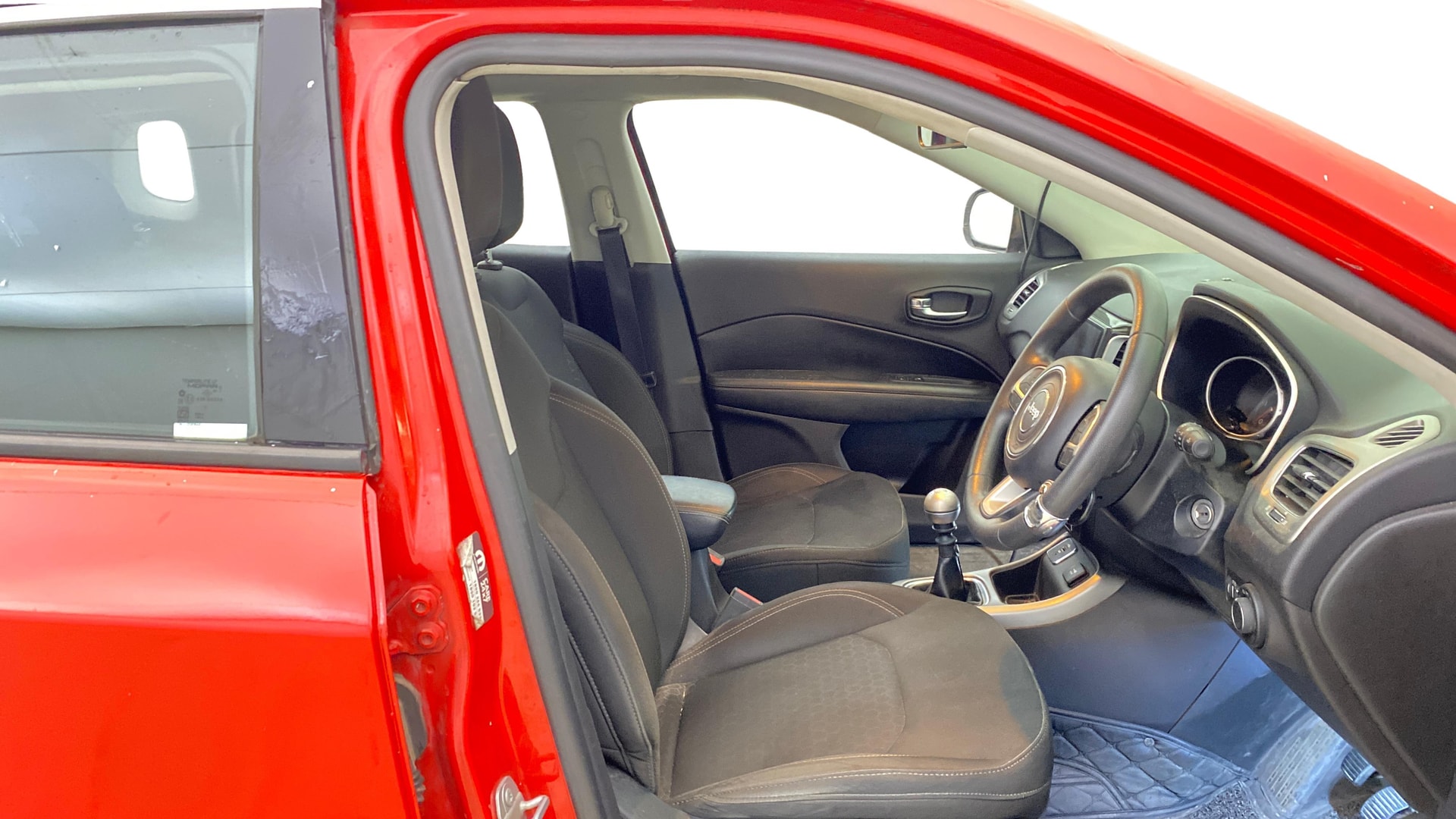 View 2018 Jeep Compass Sport 2.0 Diesel BS IV Image 26 Used 2018 Jeep Compass Sport 2.0 Diesel BS IV Image 26