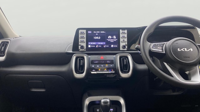 View Kia Sonet Image 17 Used Kia Sonet Image 17
