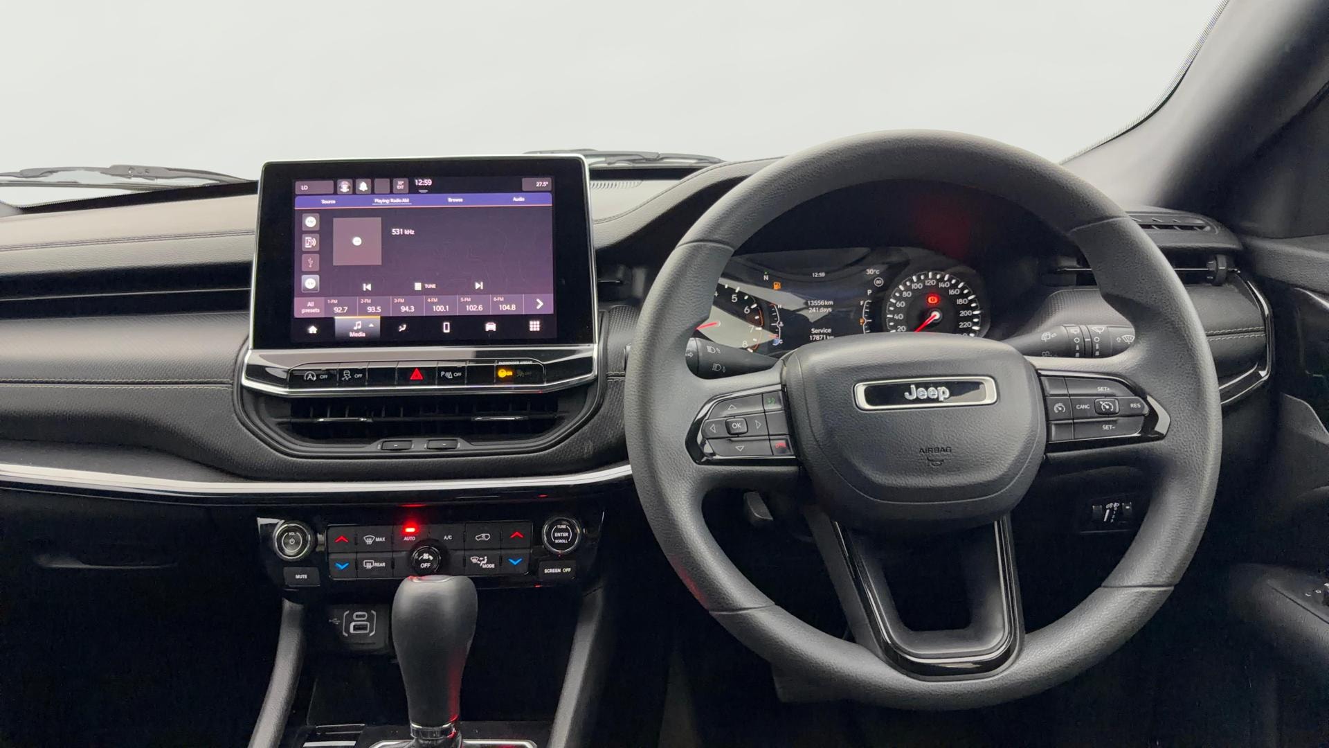 View 2022 Jeep Compass Night Eagle Edition 1.4 Petrol (O) DDCT Image 13 Used 2022 Jeep Compass Night Eagle Edition 1.4 Petrol (O) DDCT Image 13