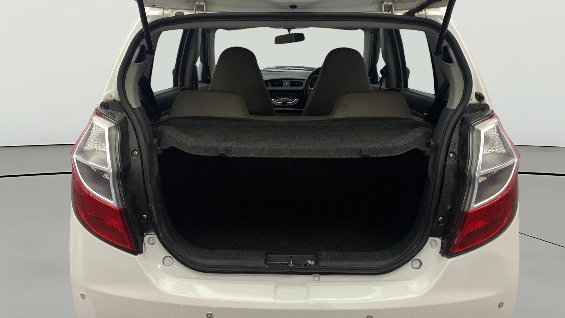 View 2019 Maruti Suzuki Alto K10 LX Image 36 Used 2019 Maruti Suzuki Alto K10 LX Image 36