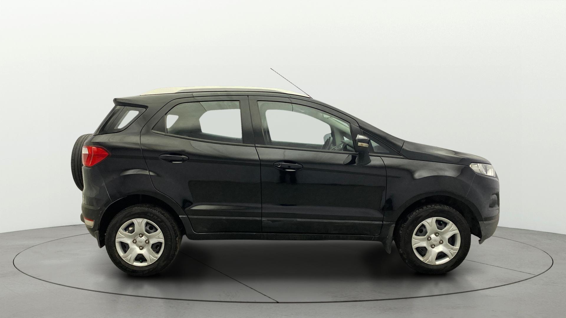 View 2014 Ford EcoSport 1.5 TDCi Diesel Ambiente BS IV Image 8 Used 2014 Ford EcoSport 1.5 TDCi Diesel Ambiente BS IV Image 8
