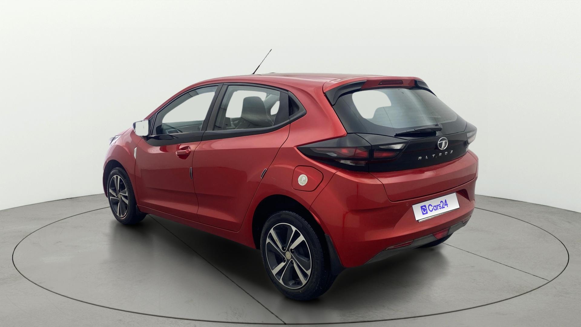 View 2020 Tata Altroz XZ Petrol Image 2 Used 2020 Tata Altroz XZ Petrol Image 2