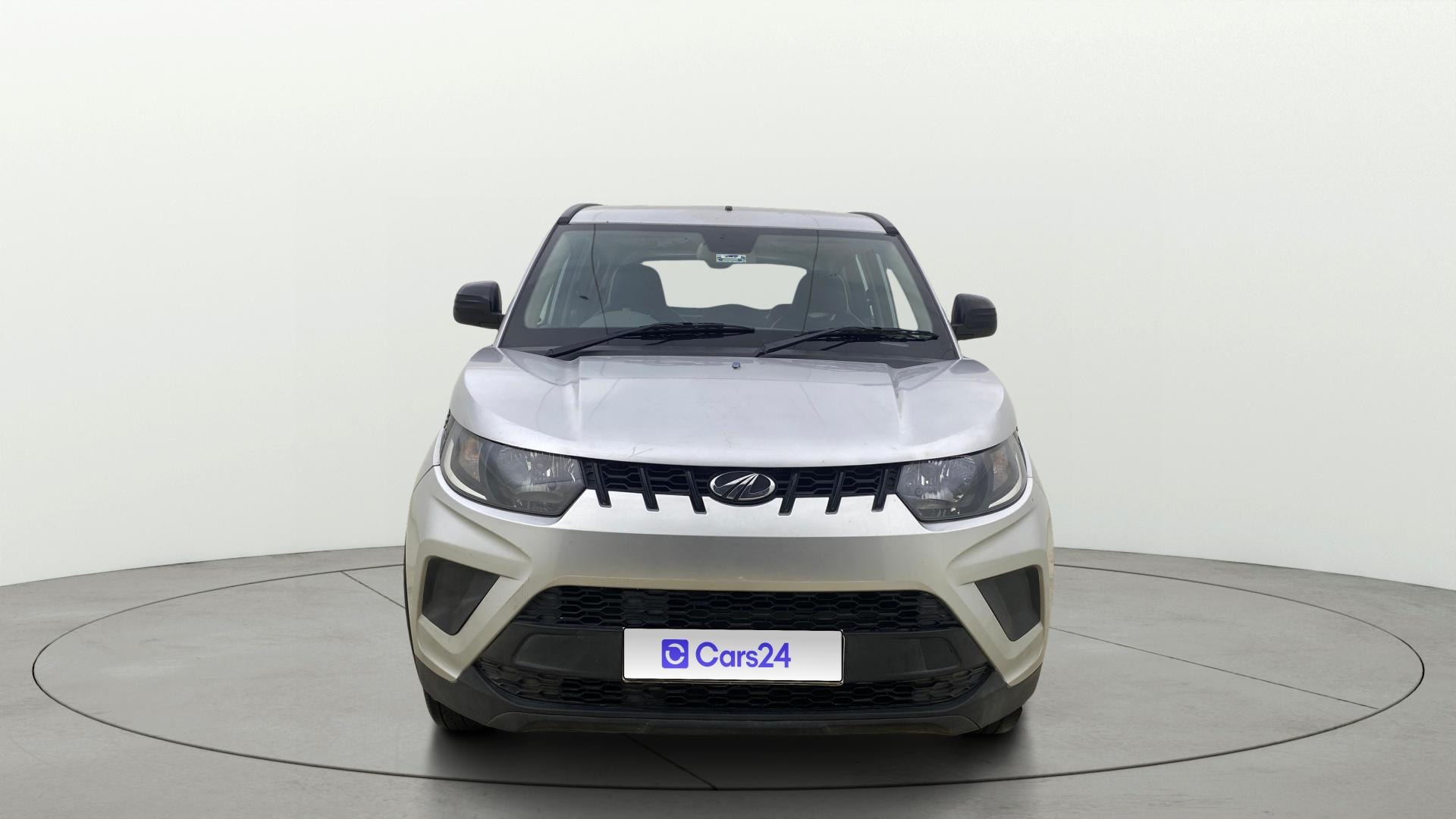 Used 2018 Mahindra KUV100 Used 2018 Mahindra KUV100