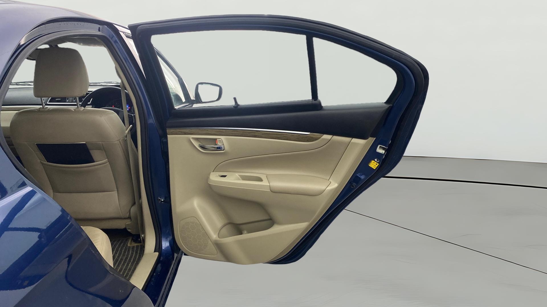 View 2019 Maruti Suzuki 1000 Base Variant Image 8 Used 2019 Maruti Suzuki 1000 Base Variant Image 8
