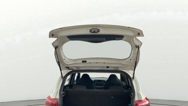 View Hyundai Grand i10 Image 16 Used Hyundai Grand i10 Image 16