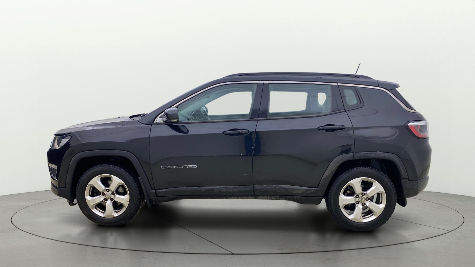 View 2018 Jeep Compass Limited 1.4 Multi AIR Petrol DDCT AT BS IV Image 27 Used 2018 Jeep Compass Limited 1.4 Multi AIR Petrol DDCT AT BS IV Image 27