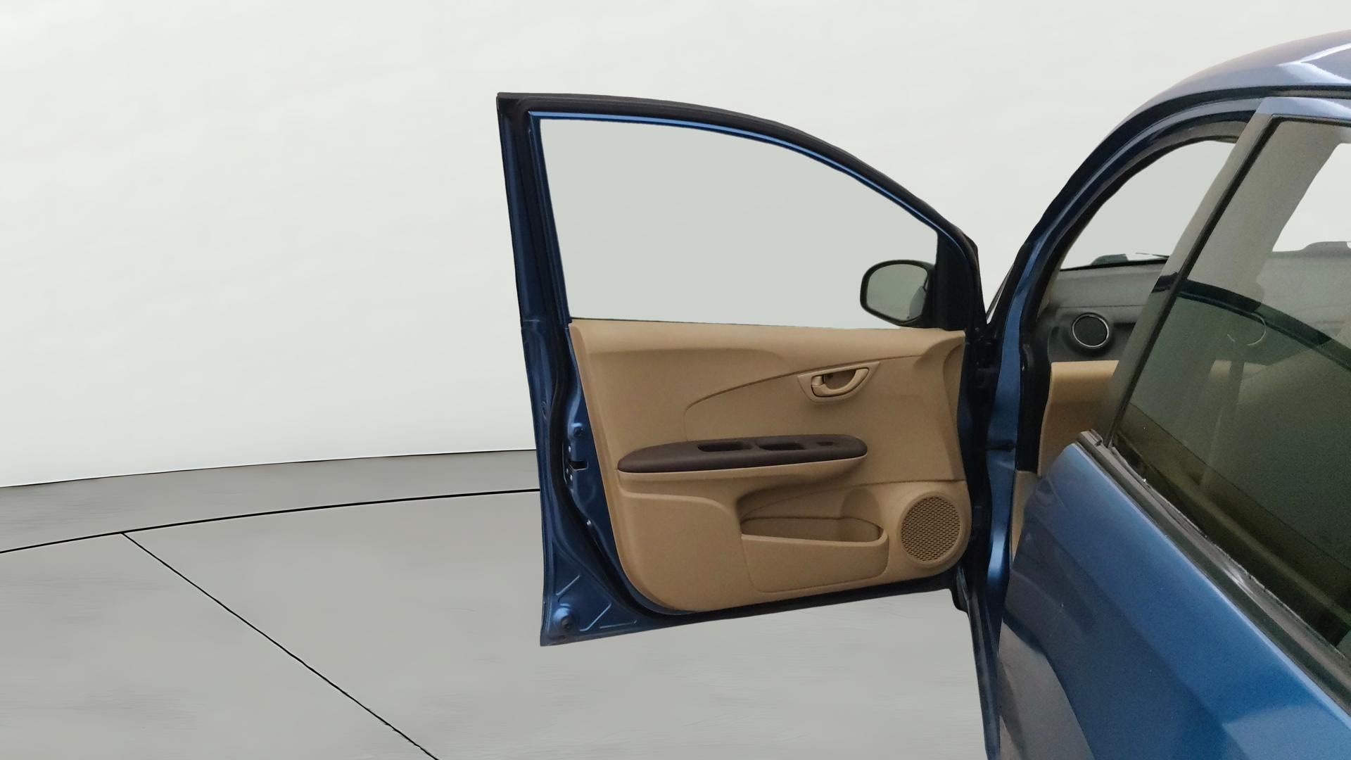 View 2013 Honda Amaze E MT Petrol BS IV Image 30 Used 2013 Honda Amaze E MT Petrol BS IV Image 30