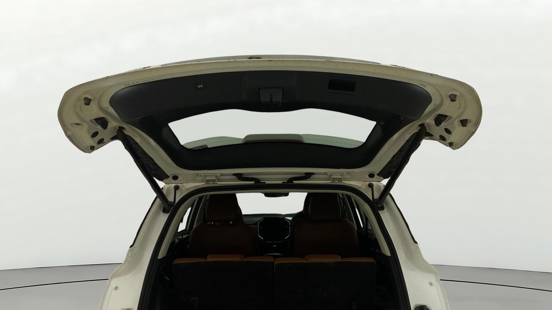 View 2021 MG Hector Plus Sharp Turbo 6 Seater Diesel Image 16 Used 2021 MG Hector Plus Sharp Turbo 6 Seater Diesel Image 16
