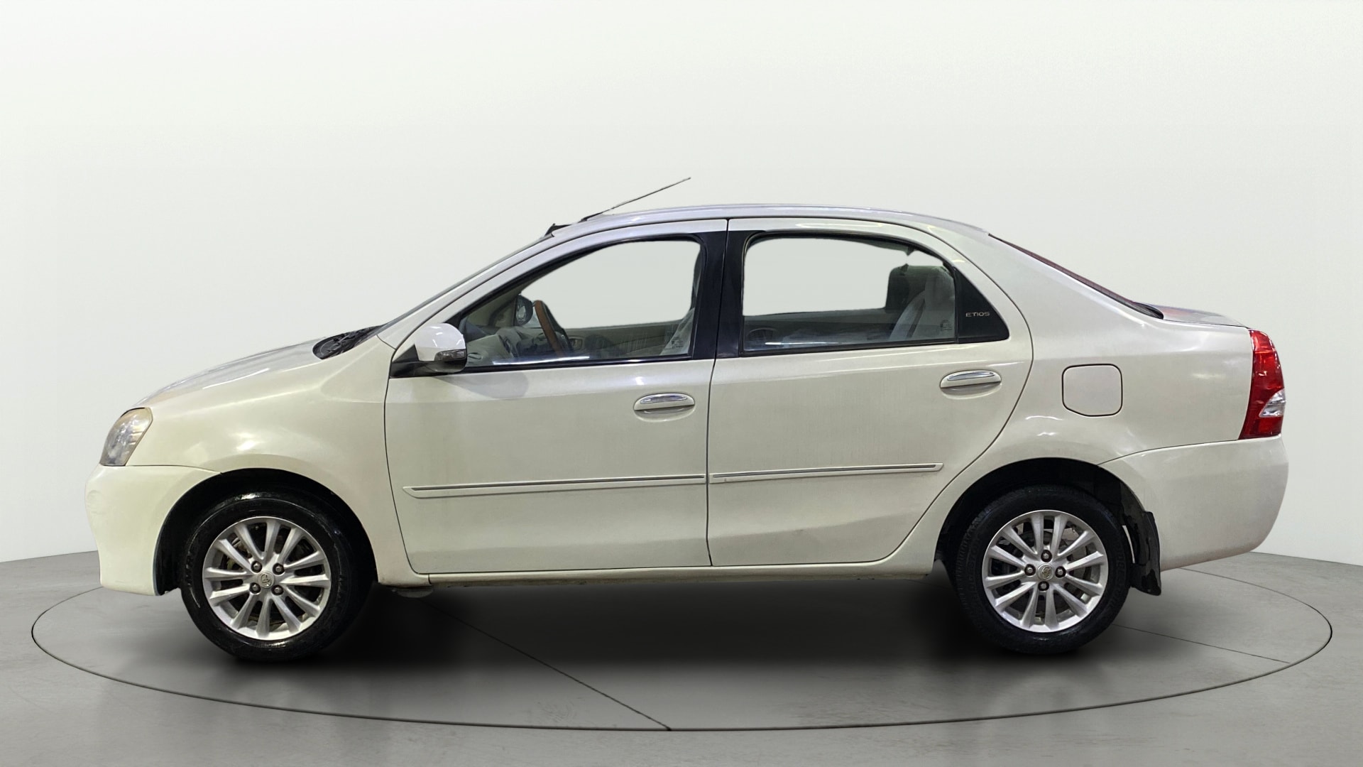 Used 2014 Toyota Etios Used 2014 Toyota Etios