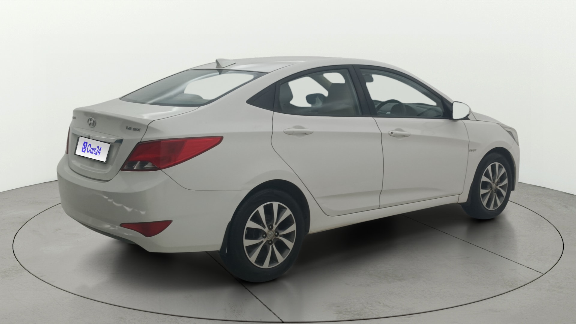 View 2017 Hyundai Verna 1.6 VTVT SX Image 44 Used 2017 Hyundai Verna 1.6 VTVT SX Image 44
