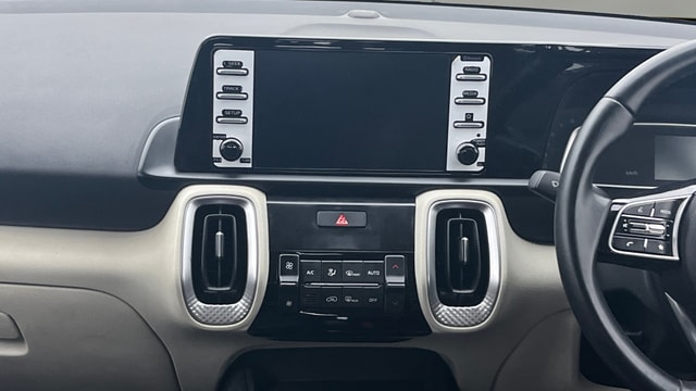 View Kia Sonet Image 18 Used Kia Sonet Image 18