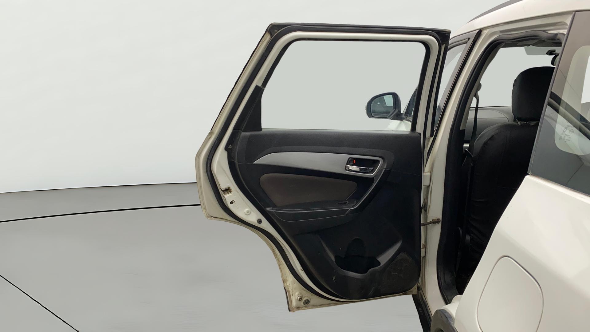 View 2022 Toyota Urban Cruiser High MT Image 23 Used 2022 Toyota Urban Cruiser High MT Image 23