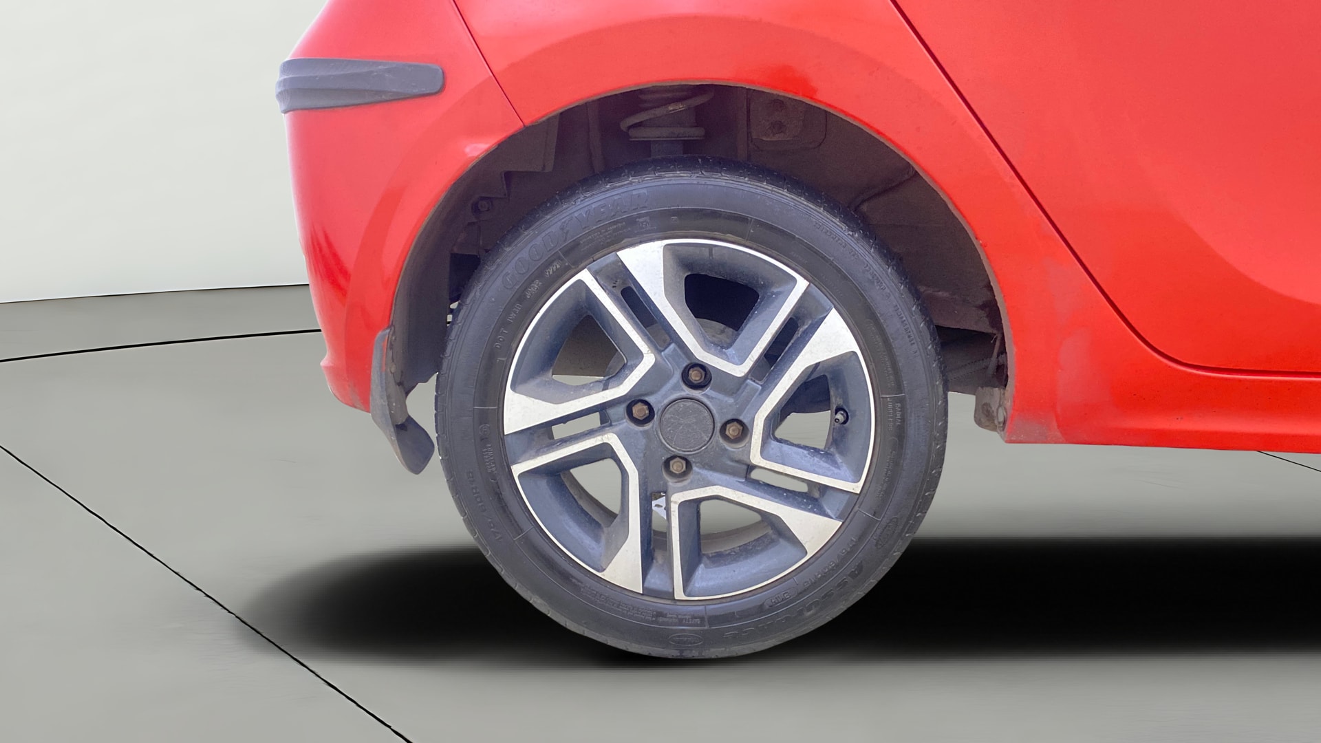 View 2021 Tata Tiago Revotorq XB Image 24 Used 2021 Tata Tiago Revotorq XB Image 24