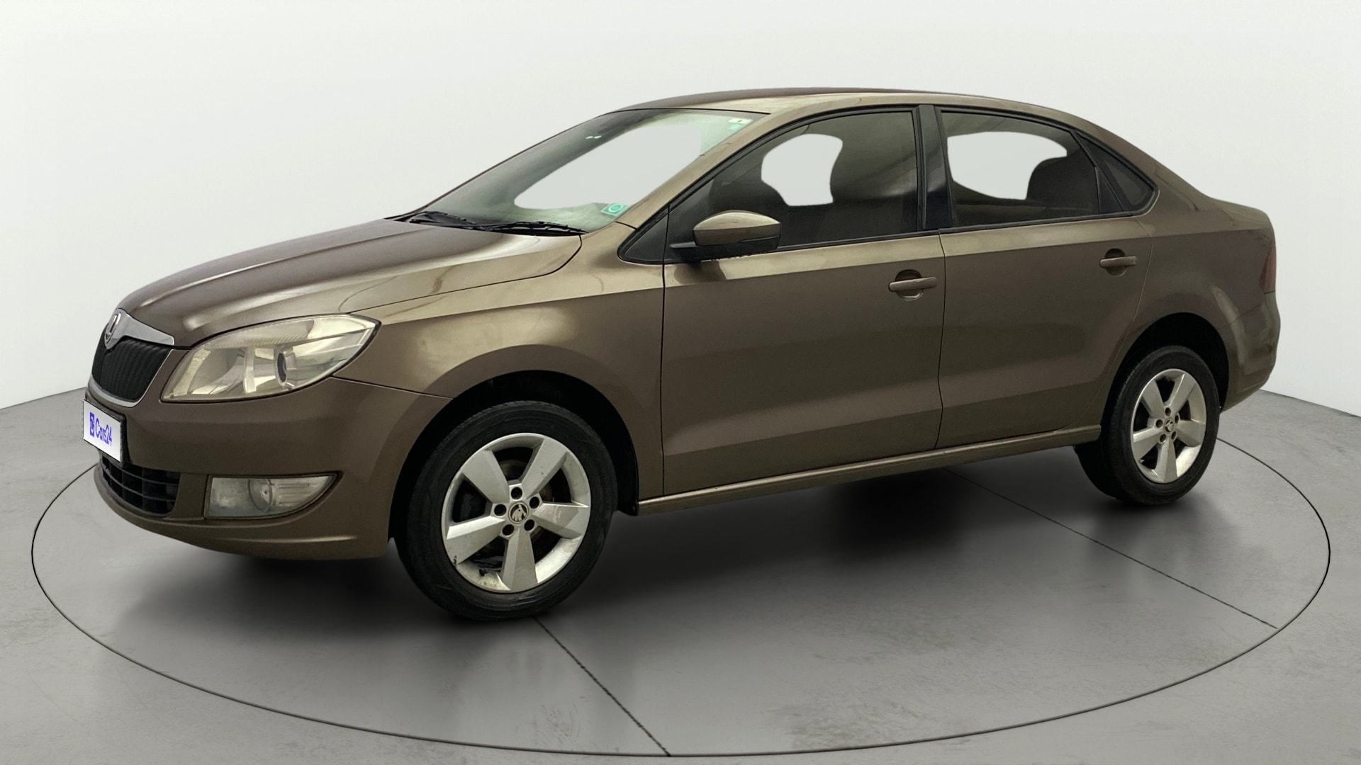 View 2016 Skoda Rapid 1.5 TDI CR Style AT BS IV Image 35 Used 2016 Skoda Rapid 1.5 TDI CR Style AT BS IV Image 35