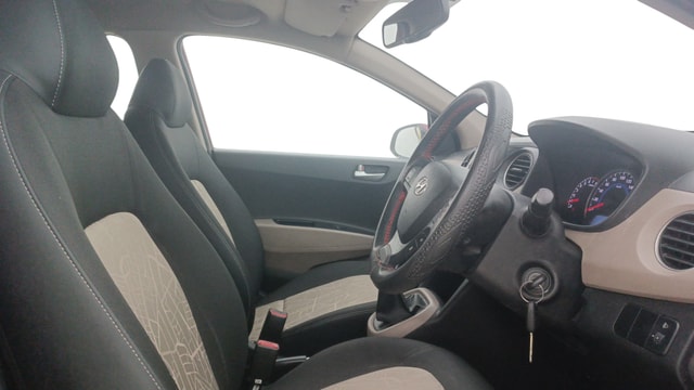 View Hyundai Grand i10 Image 26 Used Hyundai Grand i10 Image 26