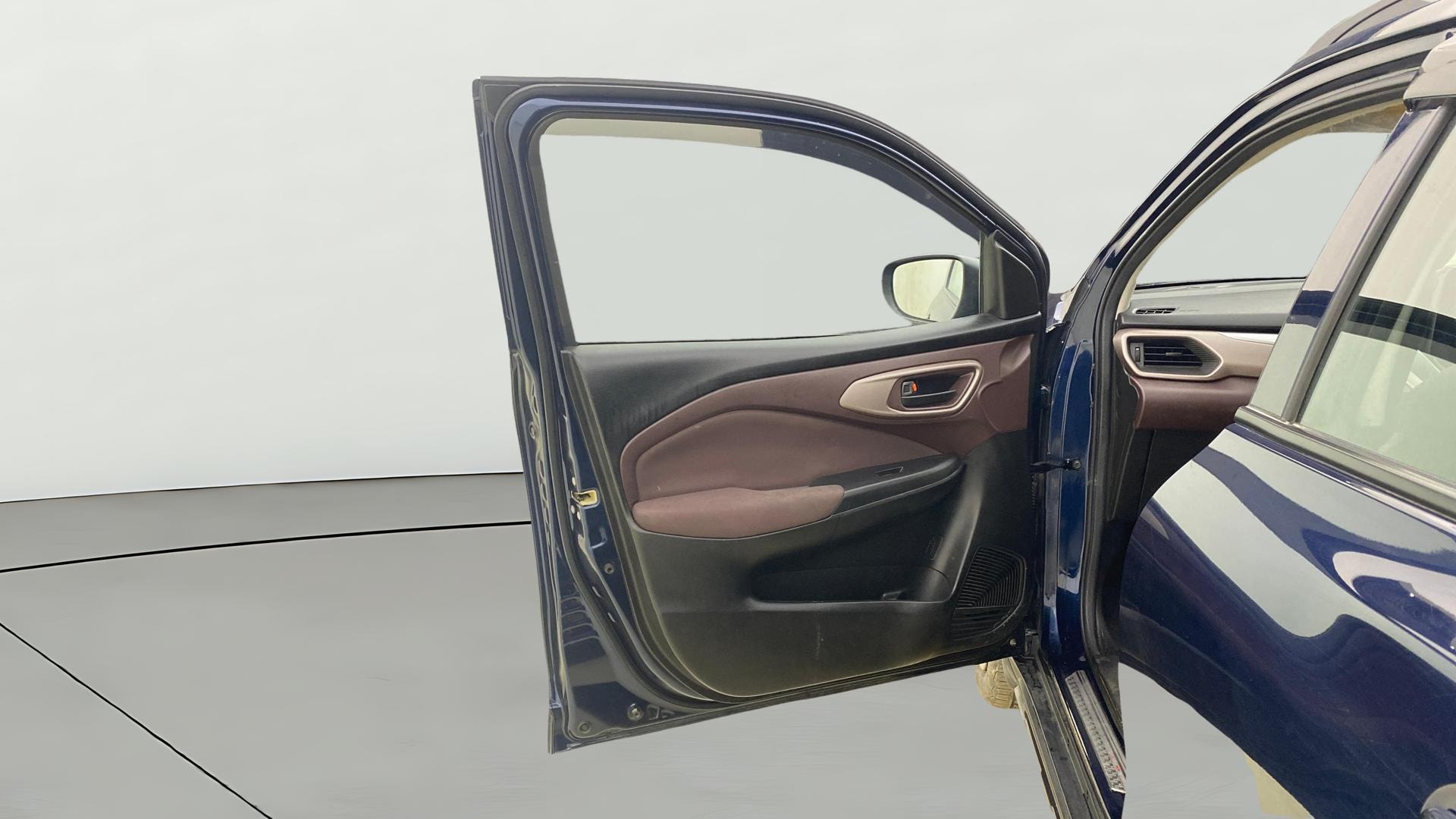View 2023 Maruti Suzuki 1000 Base Variant Image 31 Used 2023 Maruti Suzuki 1000 Base Variant Image 31