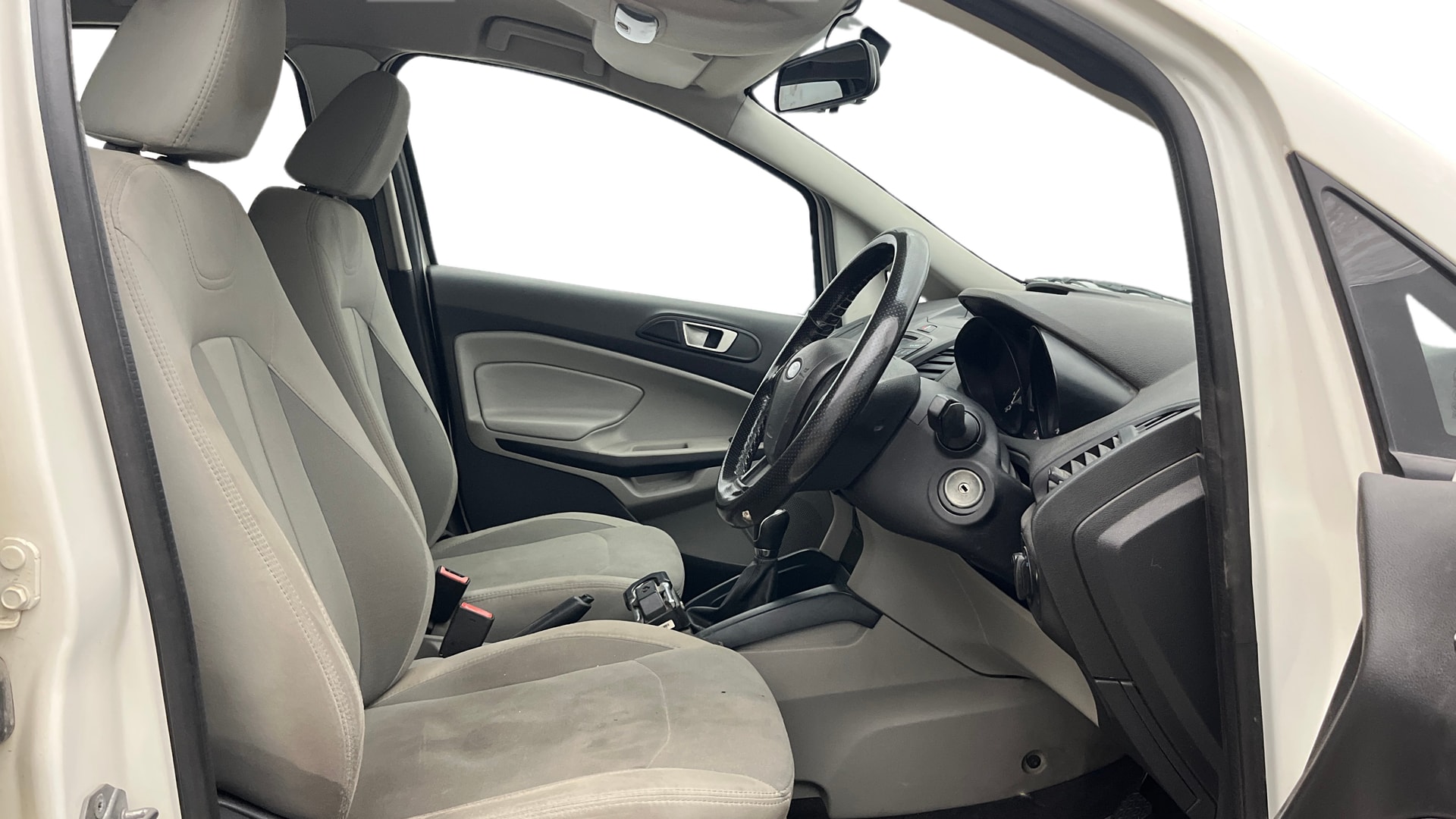 View 2017 Ford EcoSport 1.5 TDCi Diesel Ambiente BS IV Image 26 Used 2017 Ford EcoSport 1.5 TDCi Diesel Ambiente BS IV Image 26