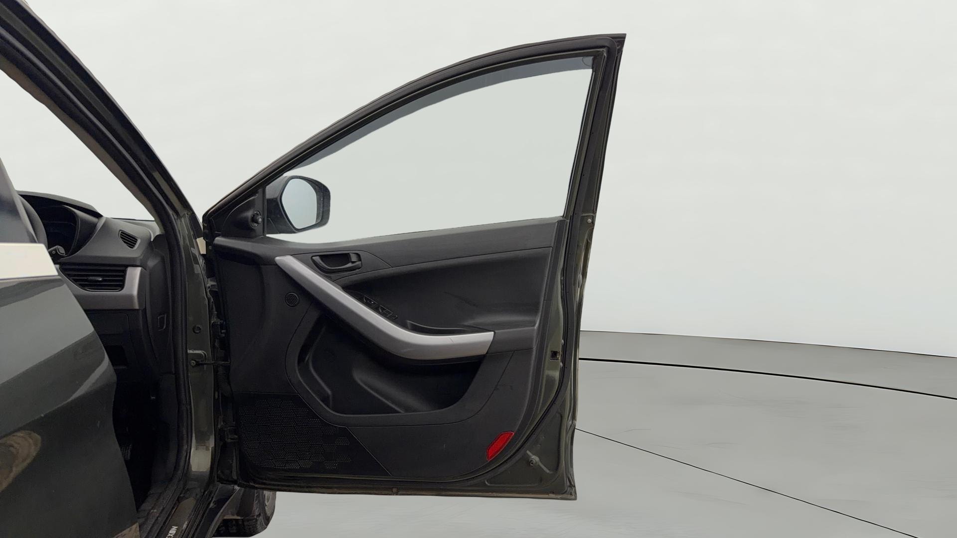 View 2023 Tata Nexon Revotron XE Image 44 Used 2023 Tata Nexon Revotron XE Image 44