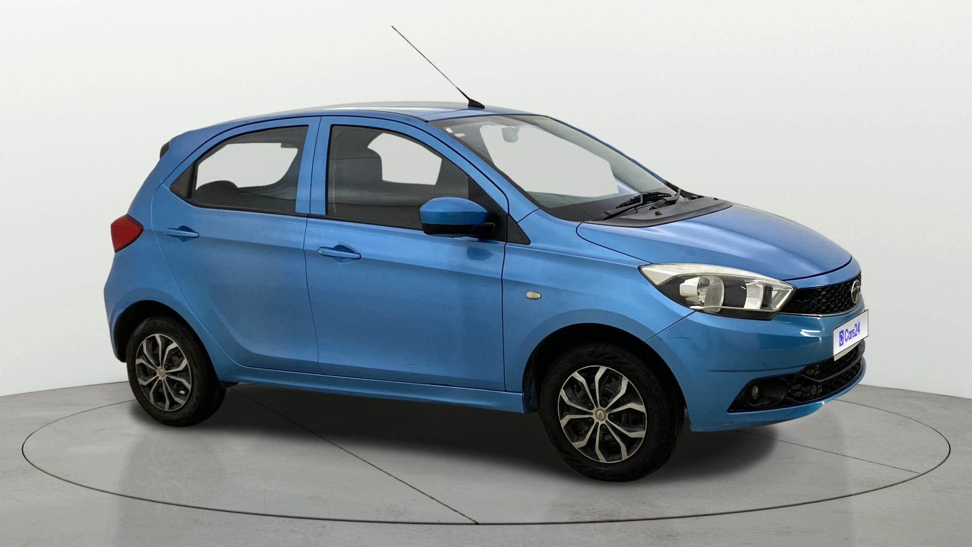 View 2017 Tata Tiago Revotorq XB Image 35 Used 2017 Tata Tiago Revotorq XB Image 35