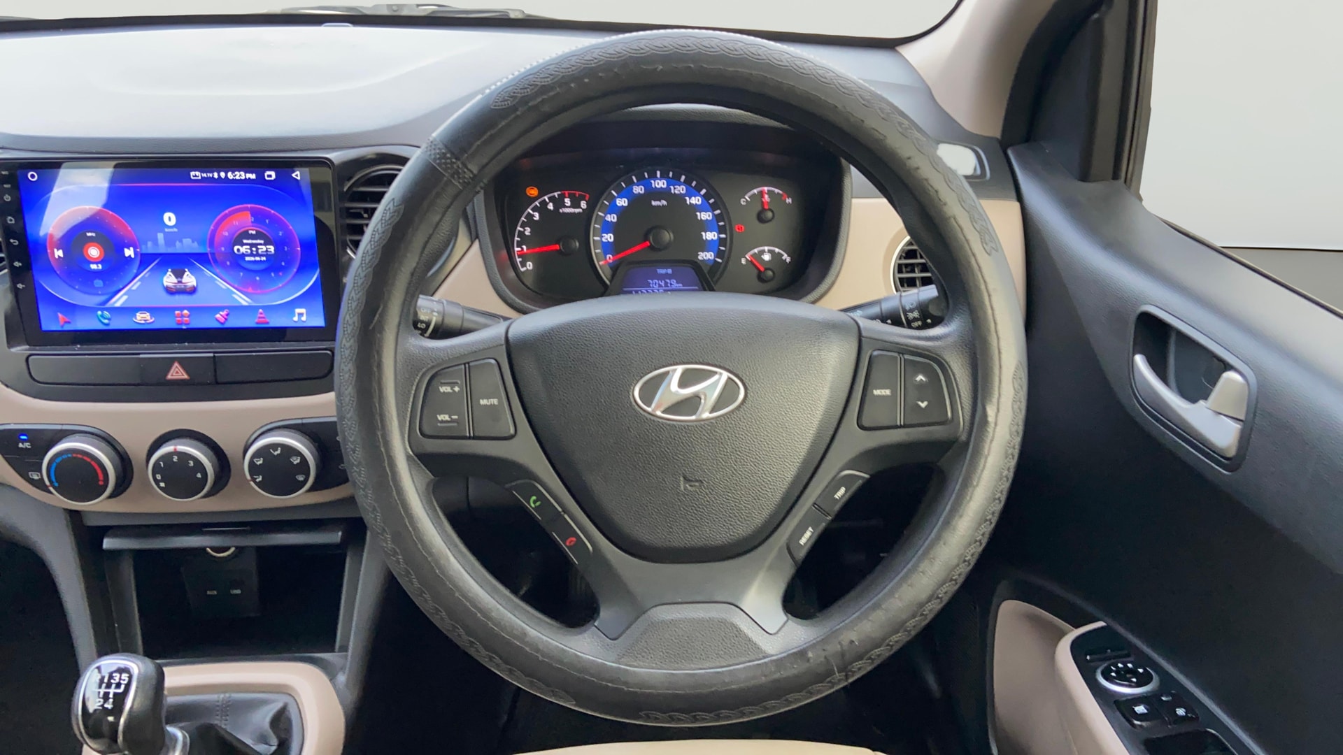 View 2015 Hyundai Xcent S Diesel (O) Image 20 Used 2015 Hyundai Xcent S Diesel (O) Image 20
