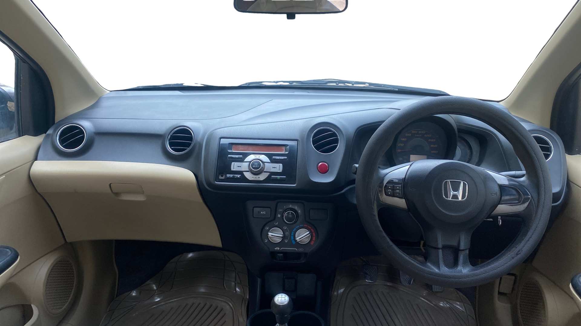 View 2014 Honda Amaze E MT Petrol BS IV Image 15 Used 2014 Honda Amaze E MT Petrol BS IV Image 15