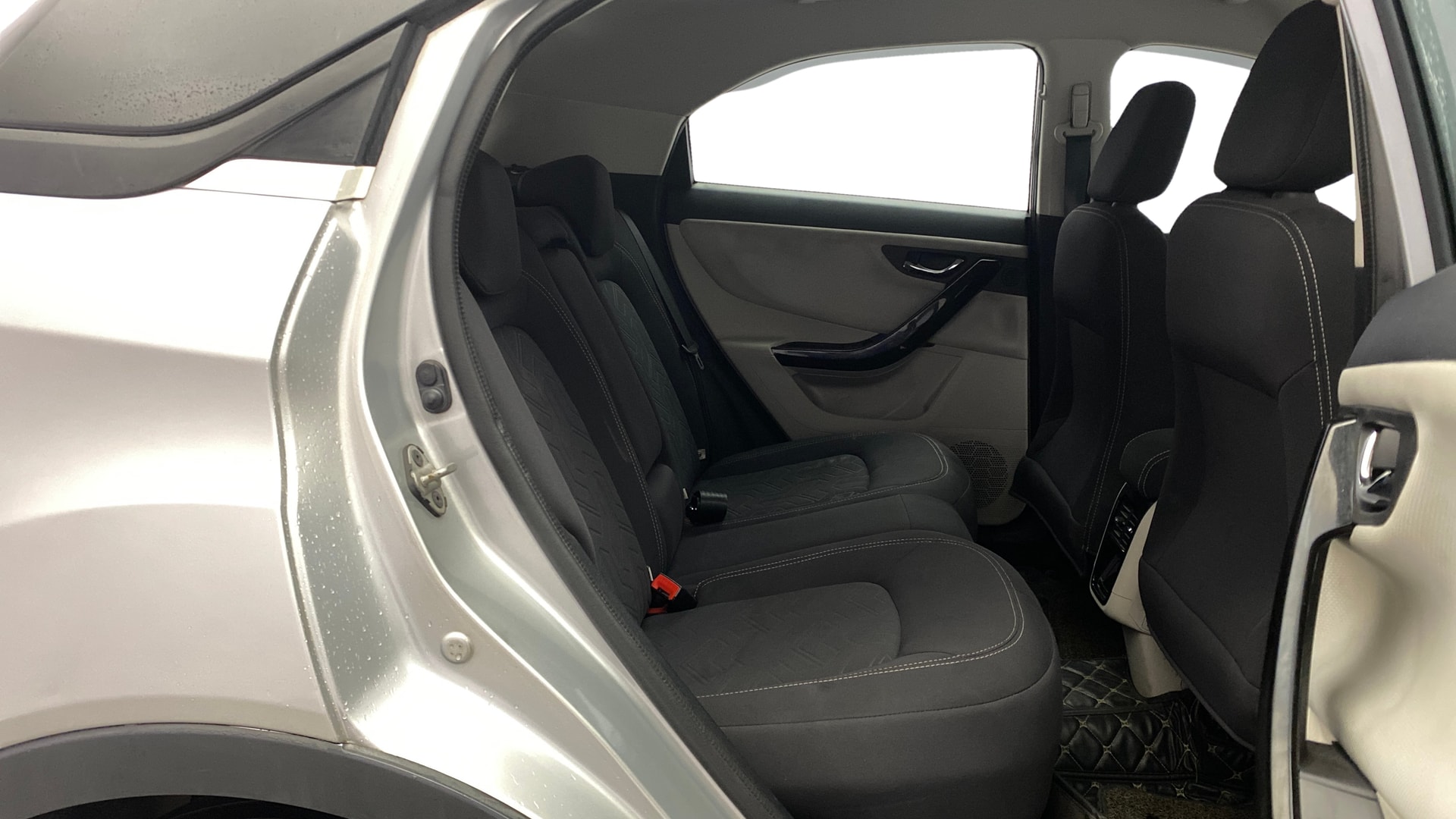 View 2020 Tata Nexon XZA Plus Diesel Image 29 Used 2020 Tata Nexon XZA Plus Diesel Image 29