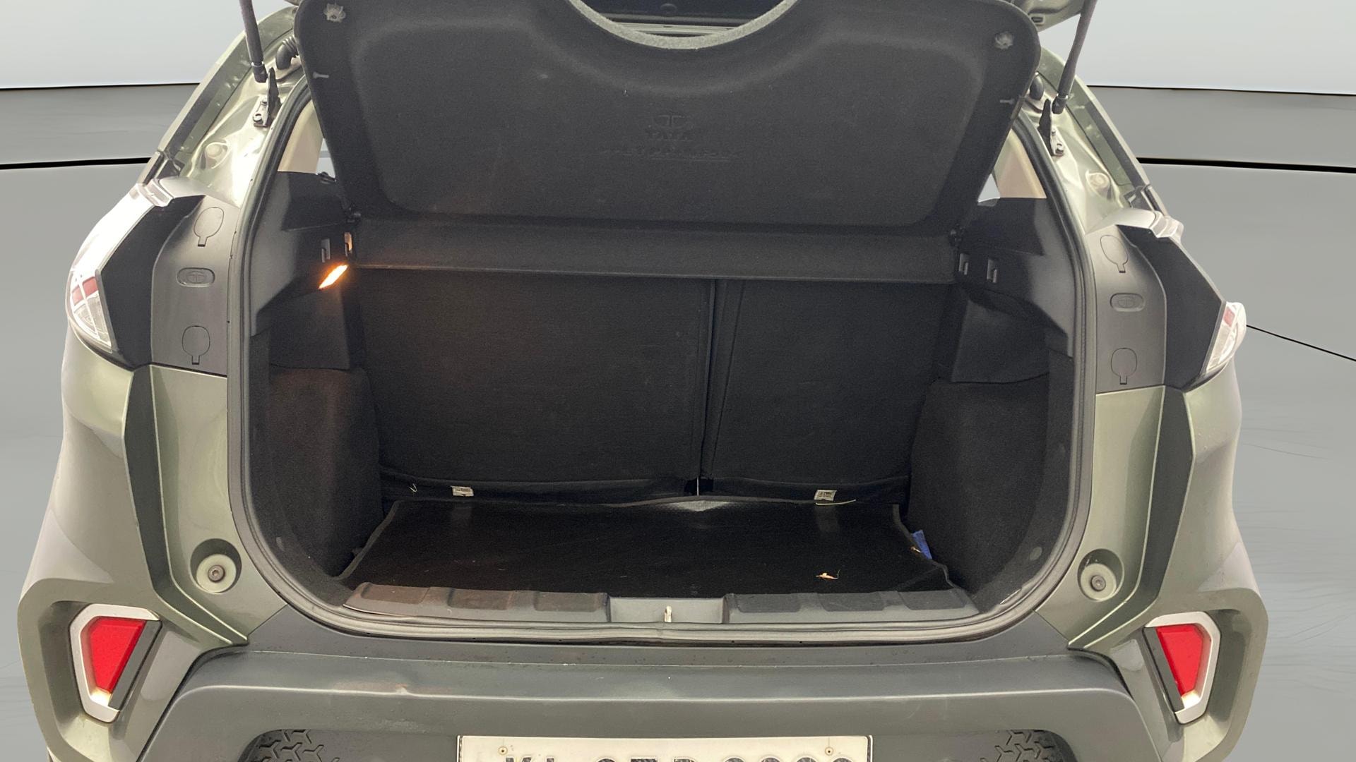 View 2020 Tata Nexon Revotron XE Image 38 Used 2020 Tata Nexon Revotron XE Image 38