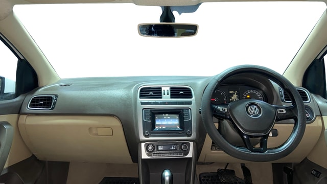 View Volkswagen Vento Image 15 Used Volkswagen Vento Image 15