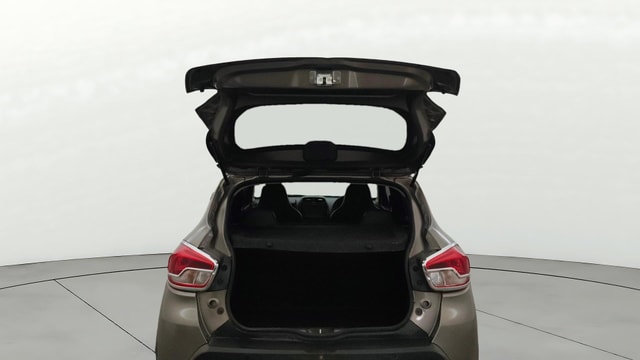 View Renault Kwid Image 16 Used Renault Kwid Image 16