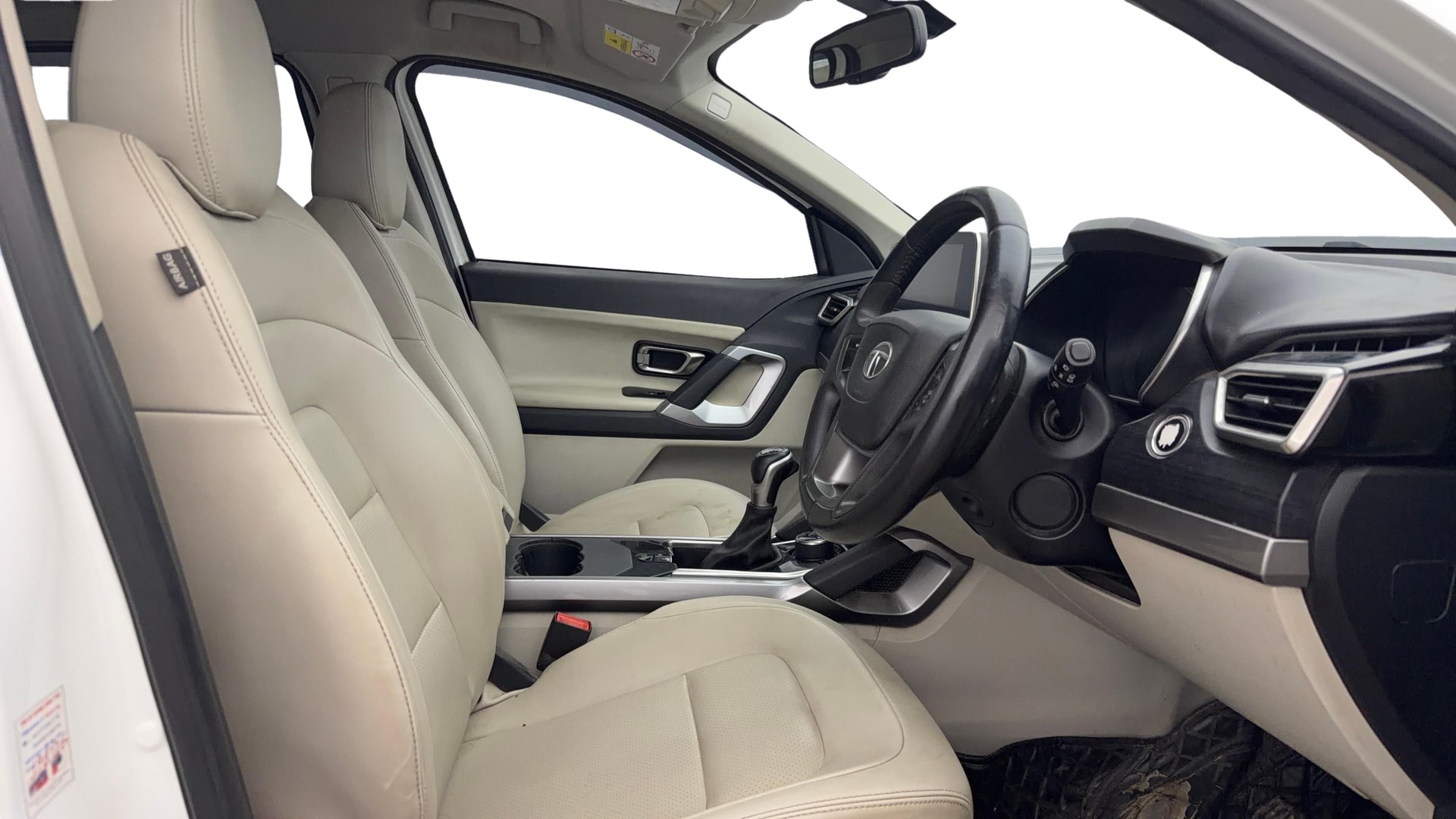 Used 2021 Tata Safari Used 2021 Tata Safari