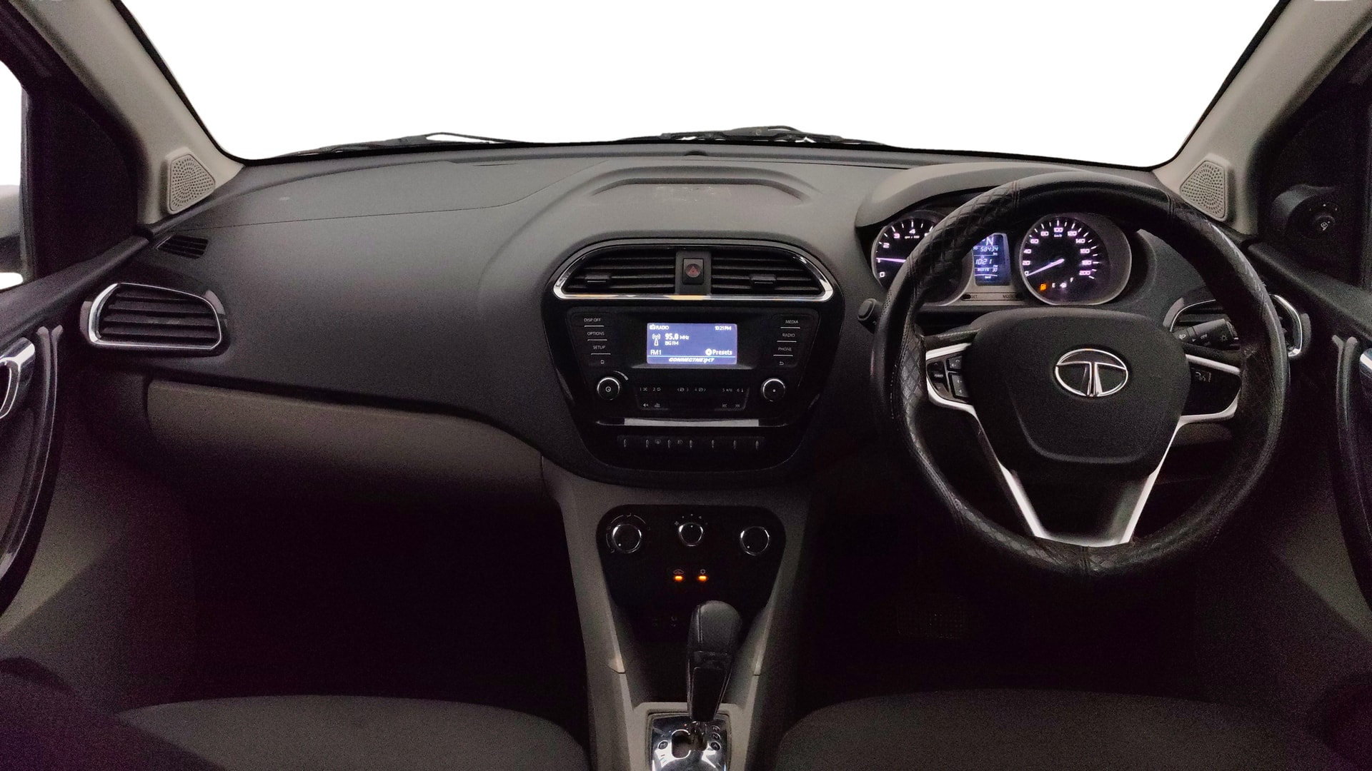 View 2017 Tata Tiago Revotorq XB Image 15 Used 2017 Tata Tiago Revotorq XB Image 15