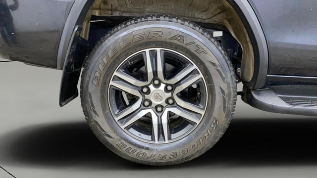 View Toyota Fortuner Image 26 Used Toyota Fortuner Image 26