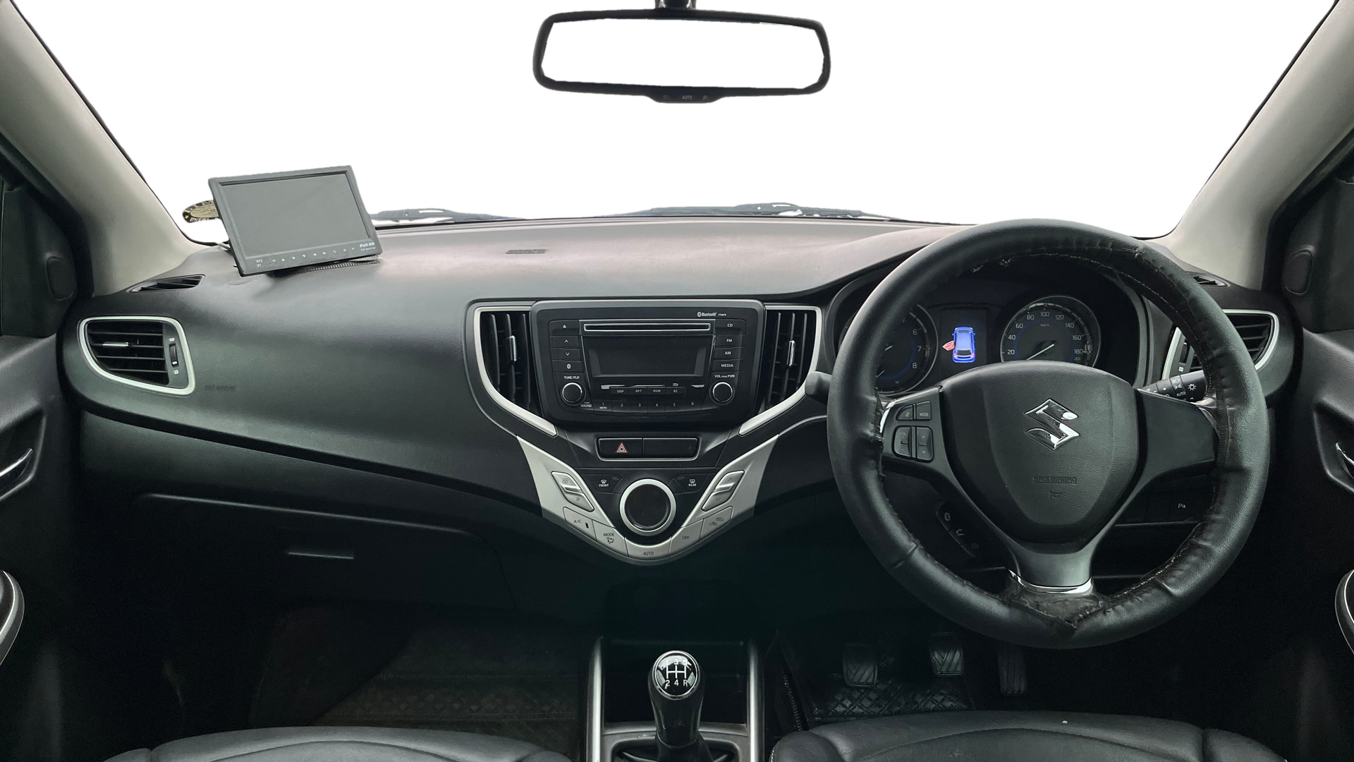 View 2017 Maruti Suzuki 1000 Base Variant Image 15 Used 2017 Maruti Suzuki 1000 Base Variant Image 15