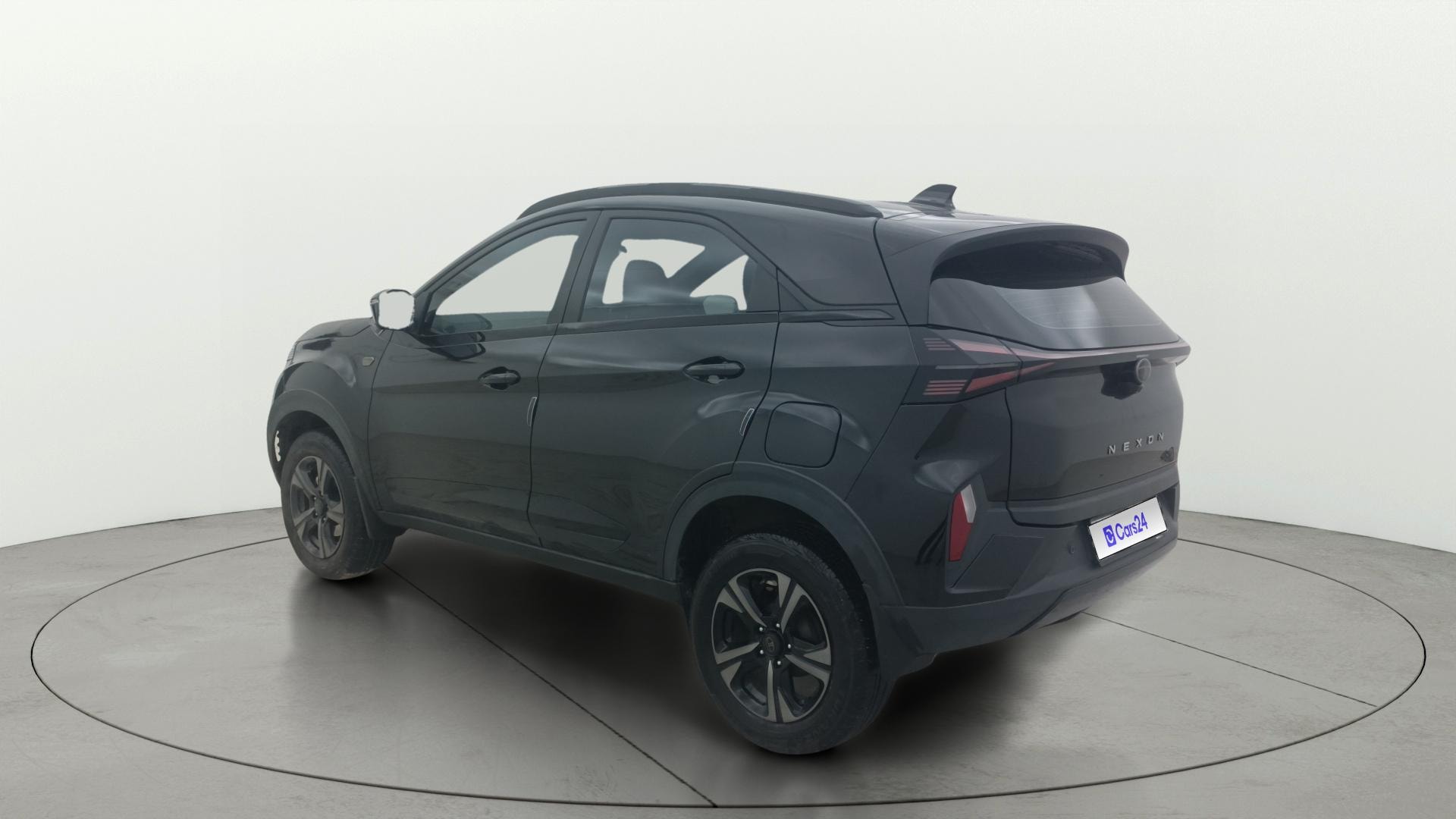 View 2024 Tata Nexon Revotron XE Image 2 Used 2024 Tata Nexon Revotron XE Image 2