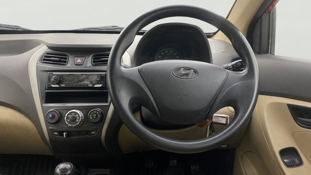 View Hyundai EON Image 20 Used Hyundai EON Image 20